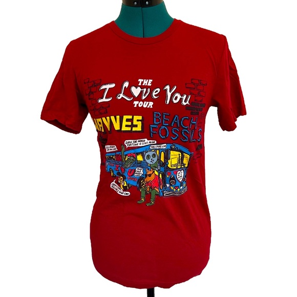 🌺HOST PICK🌺 Wavves/Beach Fossils band/concert tshirt - Picture 2 of 8